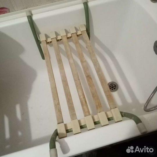 Решетка в ванну