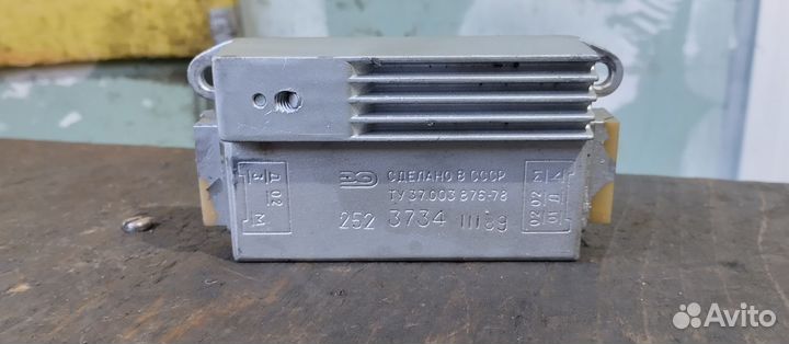 Коммутатор 6 вольт мопеда Рига