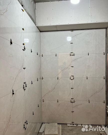 Плиточник кафельшик