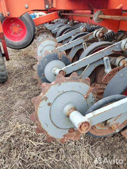 Сеялка Tanzi 6750