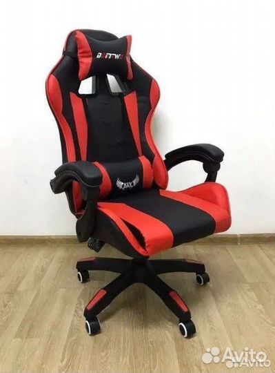 Офисное кресло (геймерское). Кресло для директора