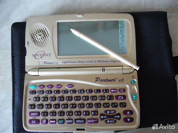 Переводчик говорящий Ectaco Partner V6