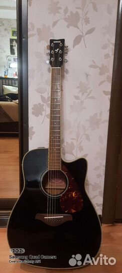 Электро- аккустическая гитара Yamaha FGX 720 SCA