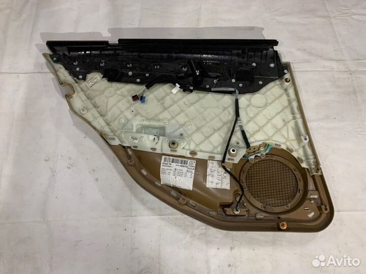 Обшивка двери задняя правая Mercedes-Benz C-Class