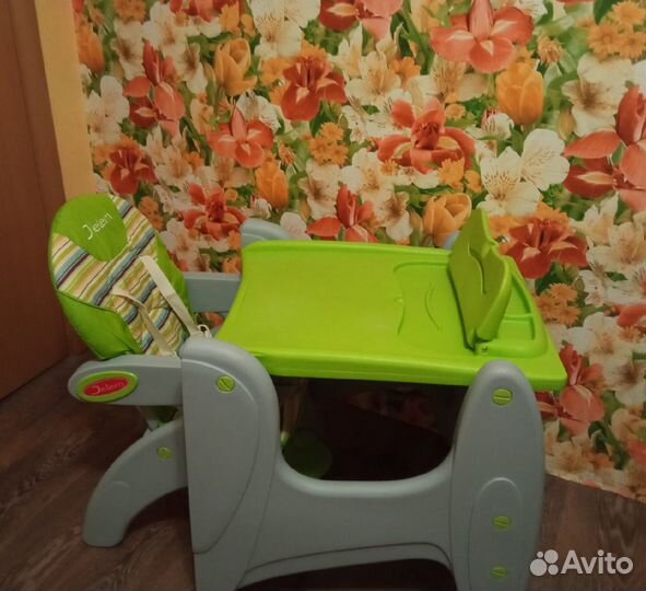 Стульчик для кормления Jetem Magic (трансформер)
