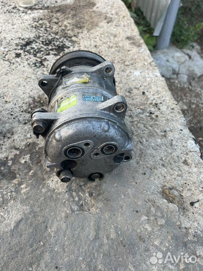Компрессор кондиционера volvo s40