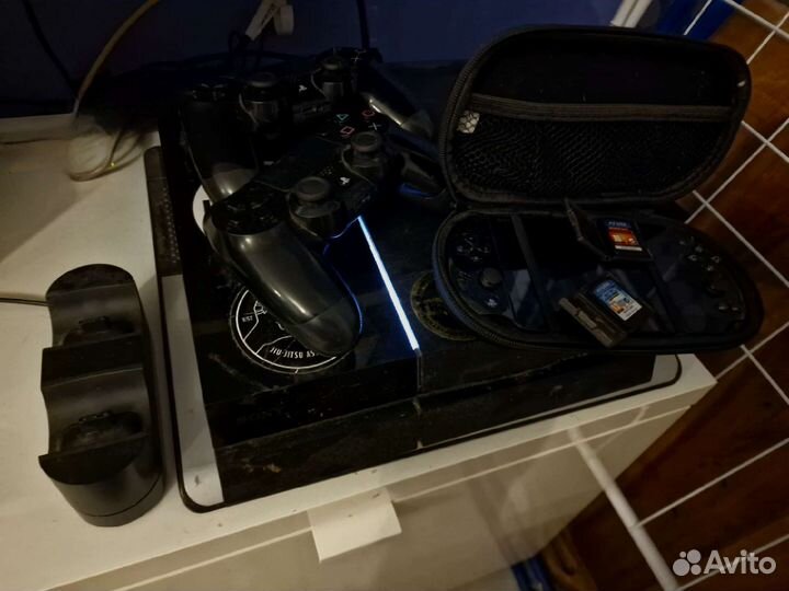Игровая приставка Sony PlayStation 4 + PS Vita