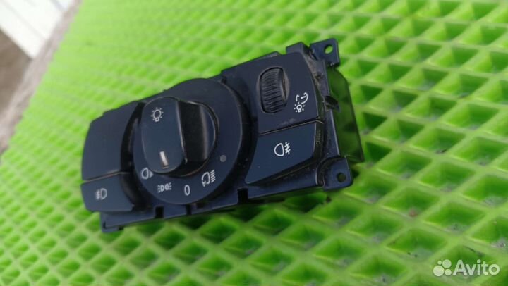 Блок включения света на 525 бмв е 60