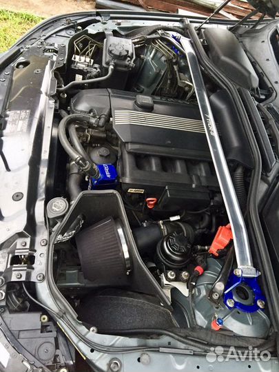 Распорка передняя BMW 5 E60 E61