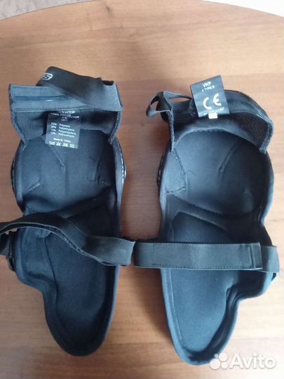 Мотонаколенники Alpinestars