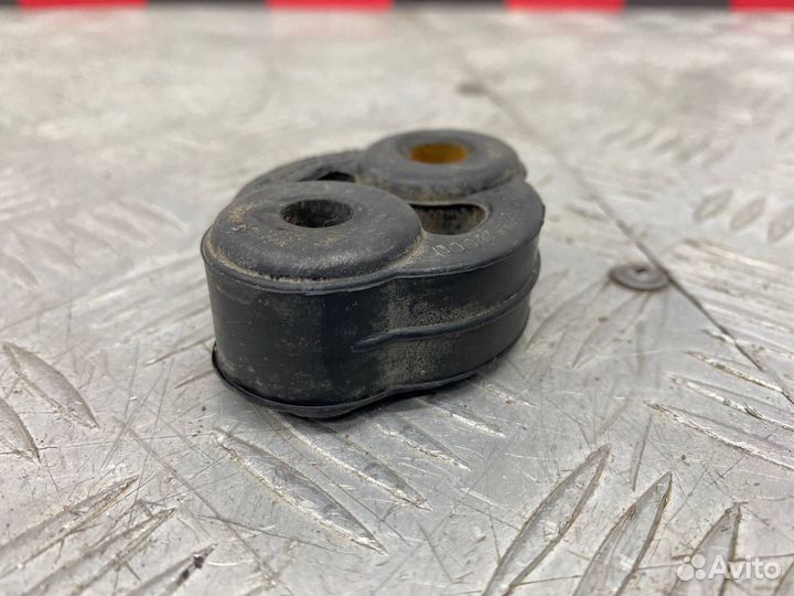 Б/У подушка глушителя (крепления, кронштейн