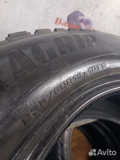 Goodyear Ultragrip Ice Arctic 235/60 R18