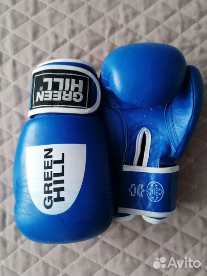 Боксерские перчатки 10 oz green hill tiger