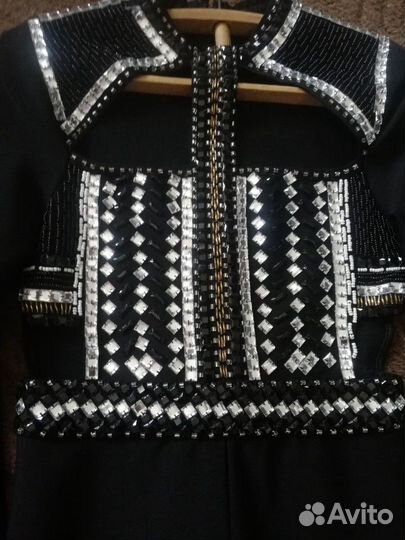 Бандажный комбенезон с вышивкой