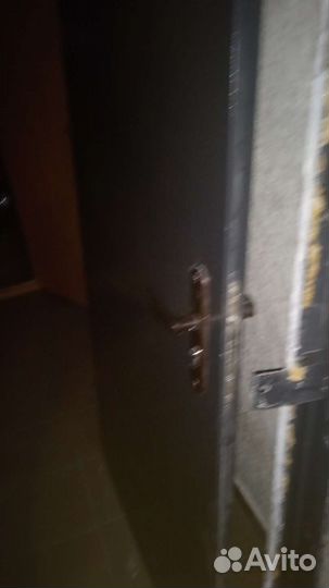 Дверь входная металлическая новая