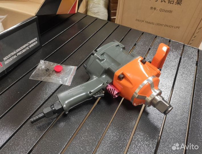 Пневмо-Гайковерт 1