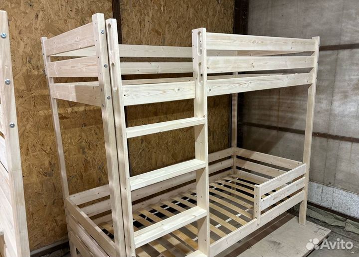 Кровать двухъярусная деревянная/Кровать 