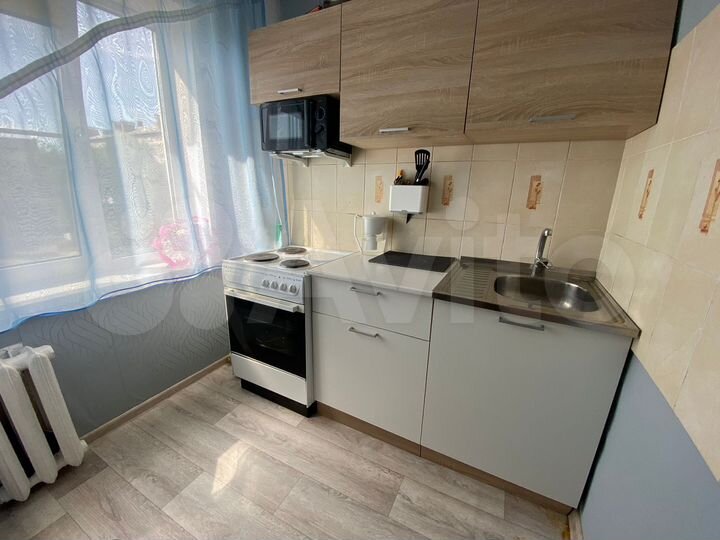 2-к. квартира, 47 м², 3/5 эт.