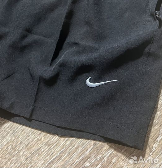 Шорты Nike спортивные