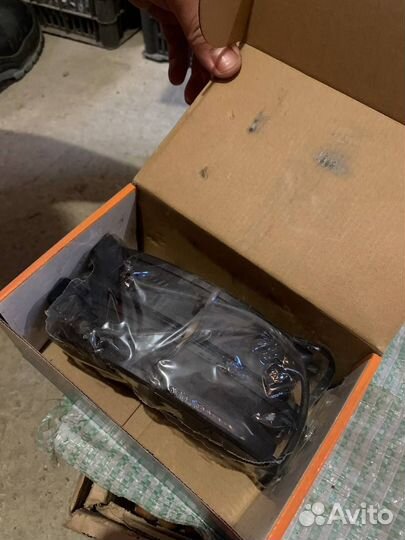 Тормозные колодки Volkswagen Amarok