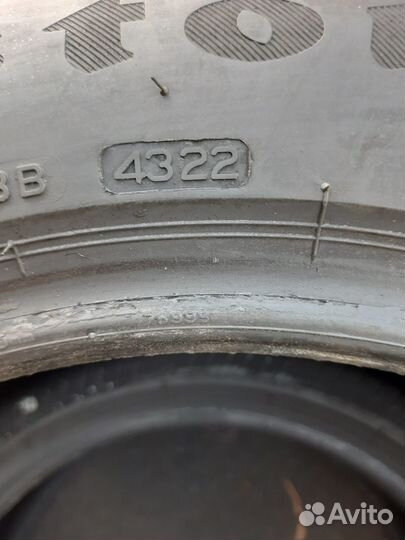 Firestone Winterhawk 4 215/55 R16