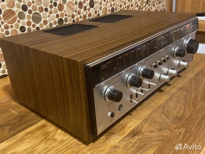 Усилитель Luxman & Garraard L -2800