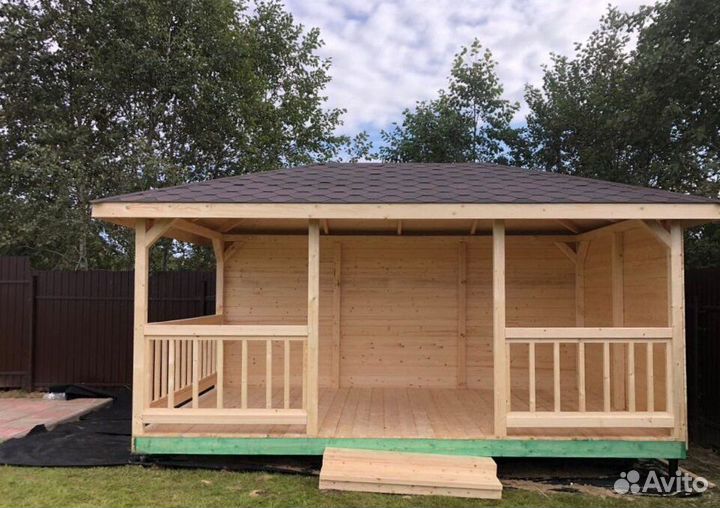 Беседка из дерева