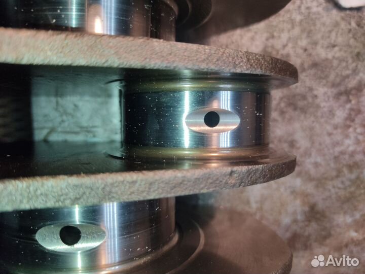 Коленвал Субару ej20