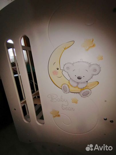 Детская кроватка маятник