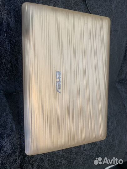 Нетбук asus