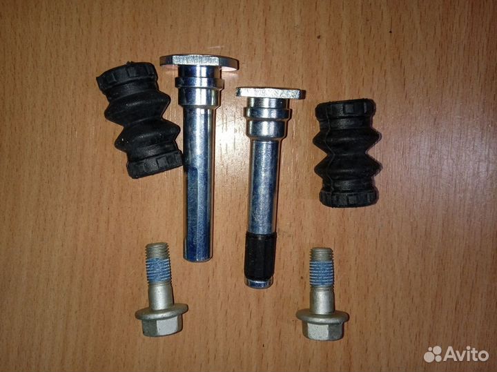 VW, Skoda ремкомплект направляющих суппорта