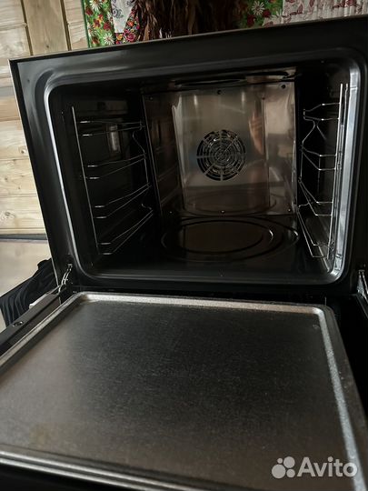 Духовой шкаф с конвекцией