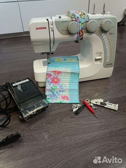 Швейная машинка Janome