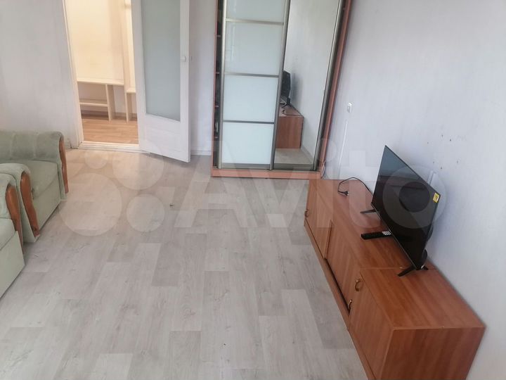 3-к. квартира, 63 м², 1/10 эт.