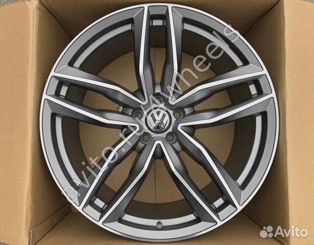 Диски на Volkswagen Touareg R18