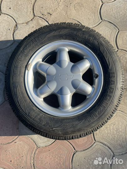 Колесо на ниву R15 запаска как новая