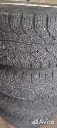 Диски с резиной Nissan X-trail r16