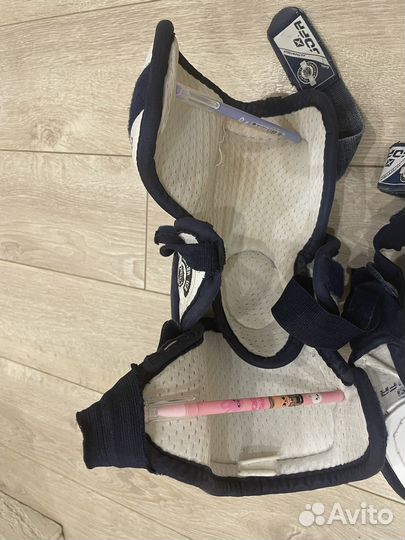 Хоккейные налокотники jofa 9066