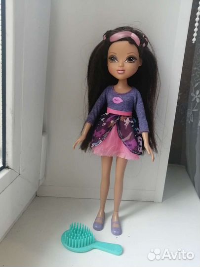 Кукла Мокси Софина