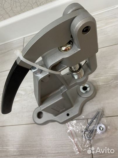 Пресс Теп-2 для установки фурнитуры, кнопок