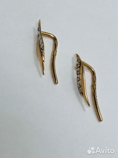 Золотые серьги