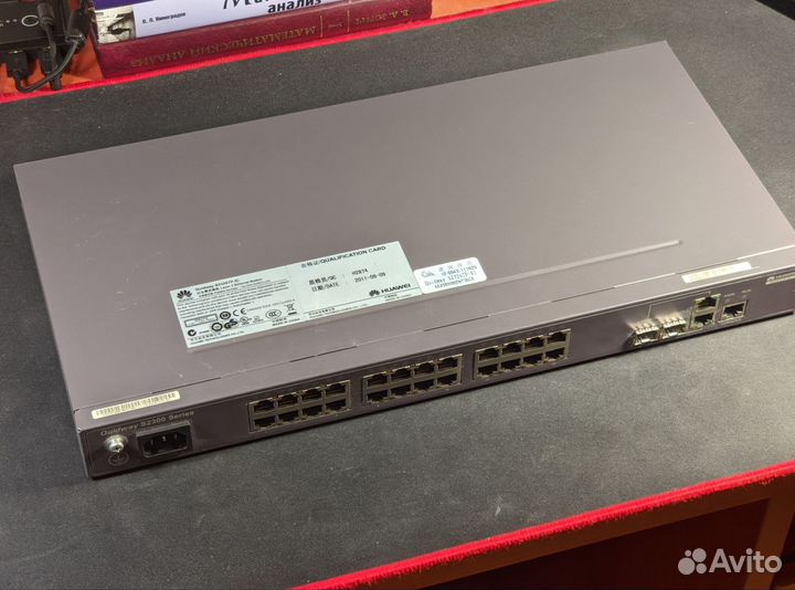 Свитч Huawei Quidway S2326TP-EI на 24 порта