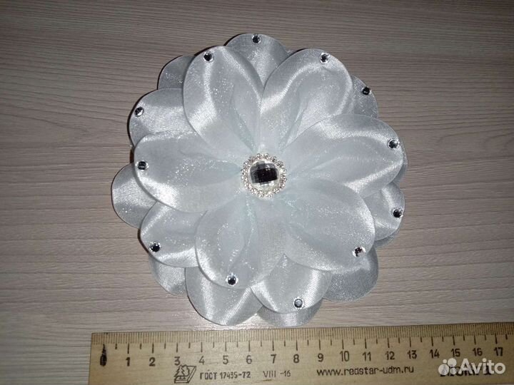 Бант для школы