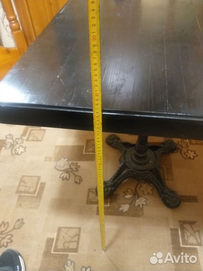 Стол кухонный