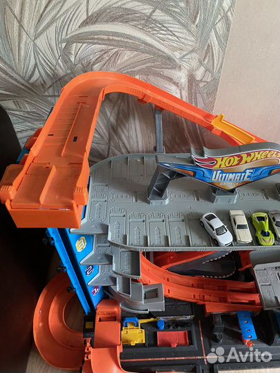 Hot wheels парковка