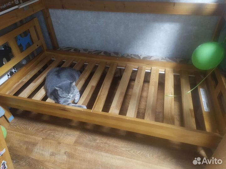 Детская кровать IKEA с матрасом