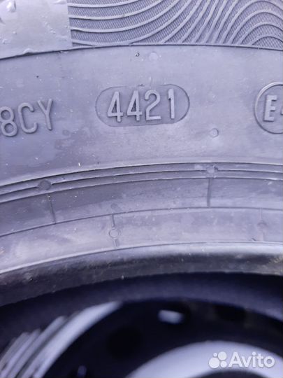 R16 Continental ContiPremierContact 205/60, PCD 5x108 DIA 63.3