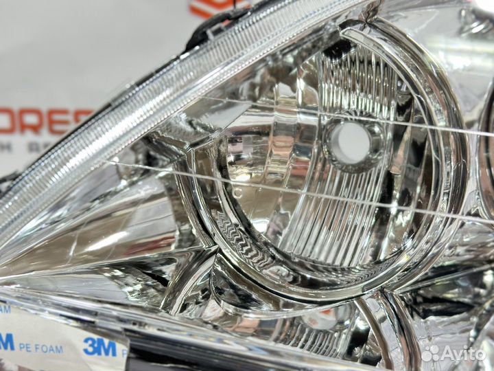 Фары Toyota Harrier / RX300 1997-2003 новые HLL