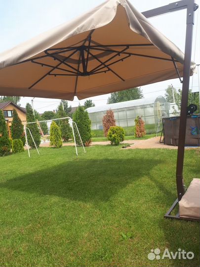 Зонт на боковой опоре 4х66