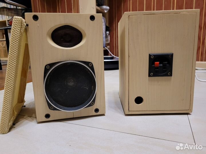 Акустические колонки